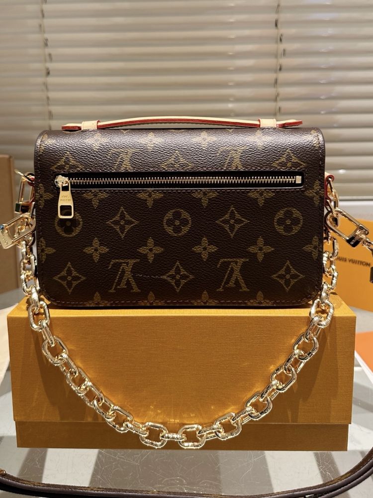 Стильна шкіряна сумка в стилі LV Louis Vuitton  1:1