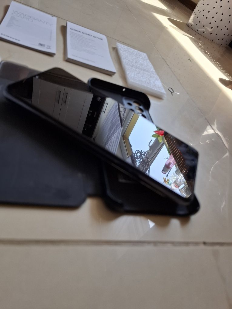 Paragon Smartphone telefon SAMSUNG GALAXY A32  słuchawki bezprzewodowe