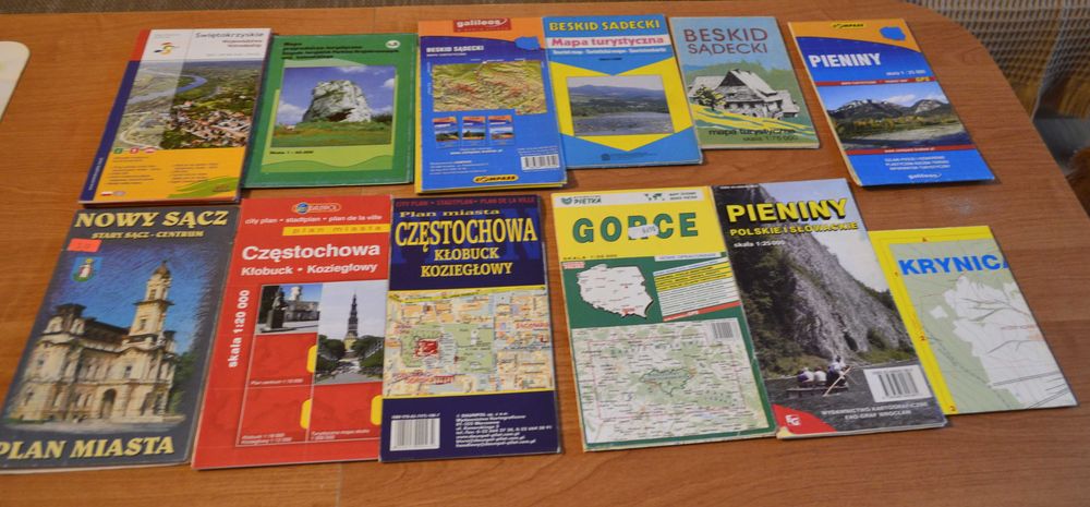 Stare i nowsze Mapy, Plany-61 szt. +3 przewodniki-Dobra cena !