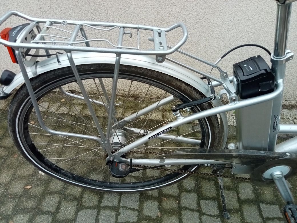 Rower elektryczny damka ruhrwerk ,24 v,250w, uszkodzona