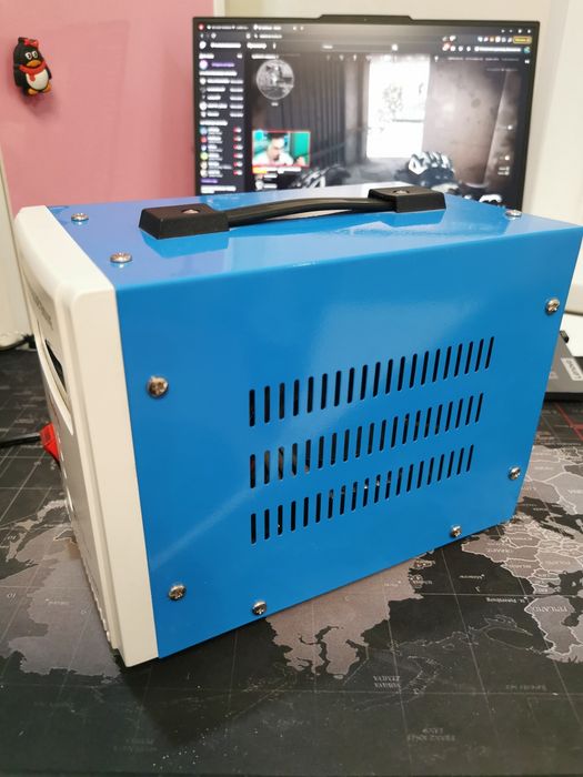 Стабiлiзатор напруги Westech svr-2000 Польша