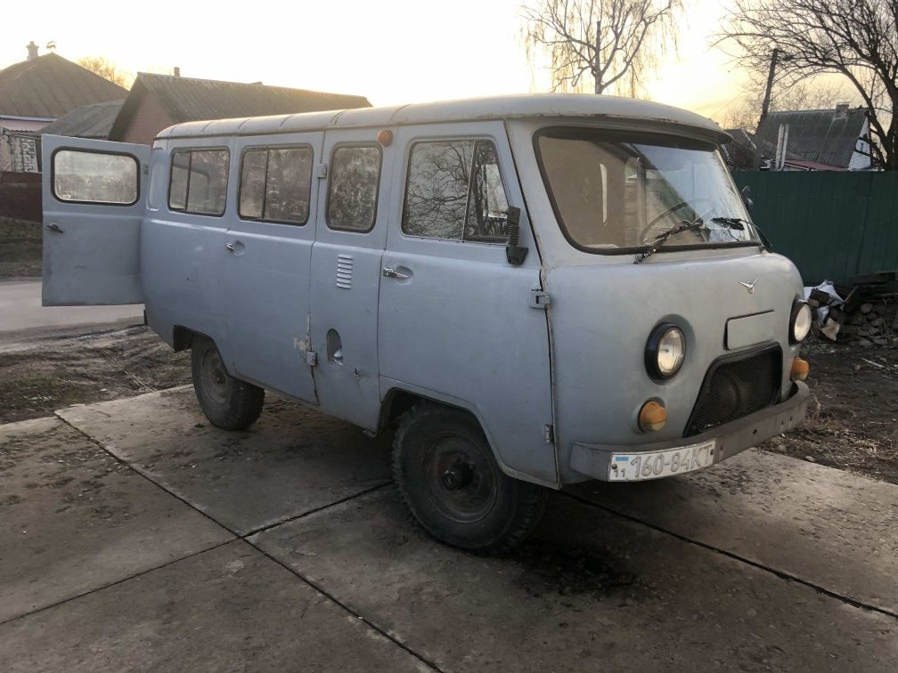 Продам УАЗ-452 буханка