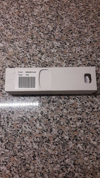 Ładowarka szczoteczki elektrycznej Oral - B PRO 2 2000.