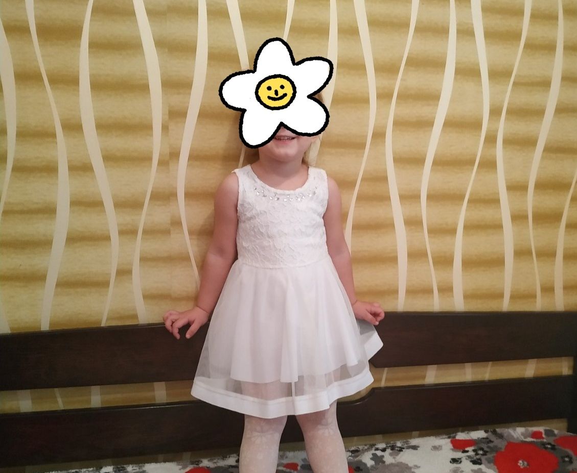 Детское, белое, нарядное платье