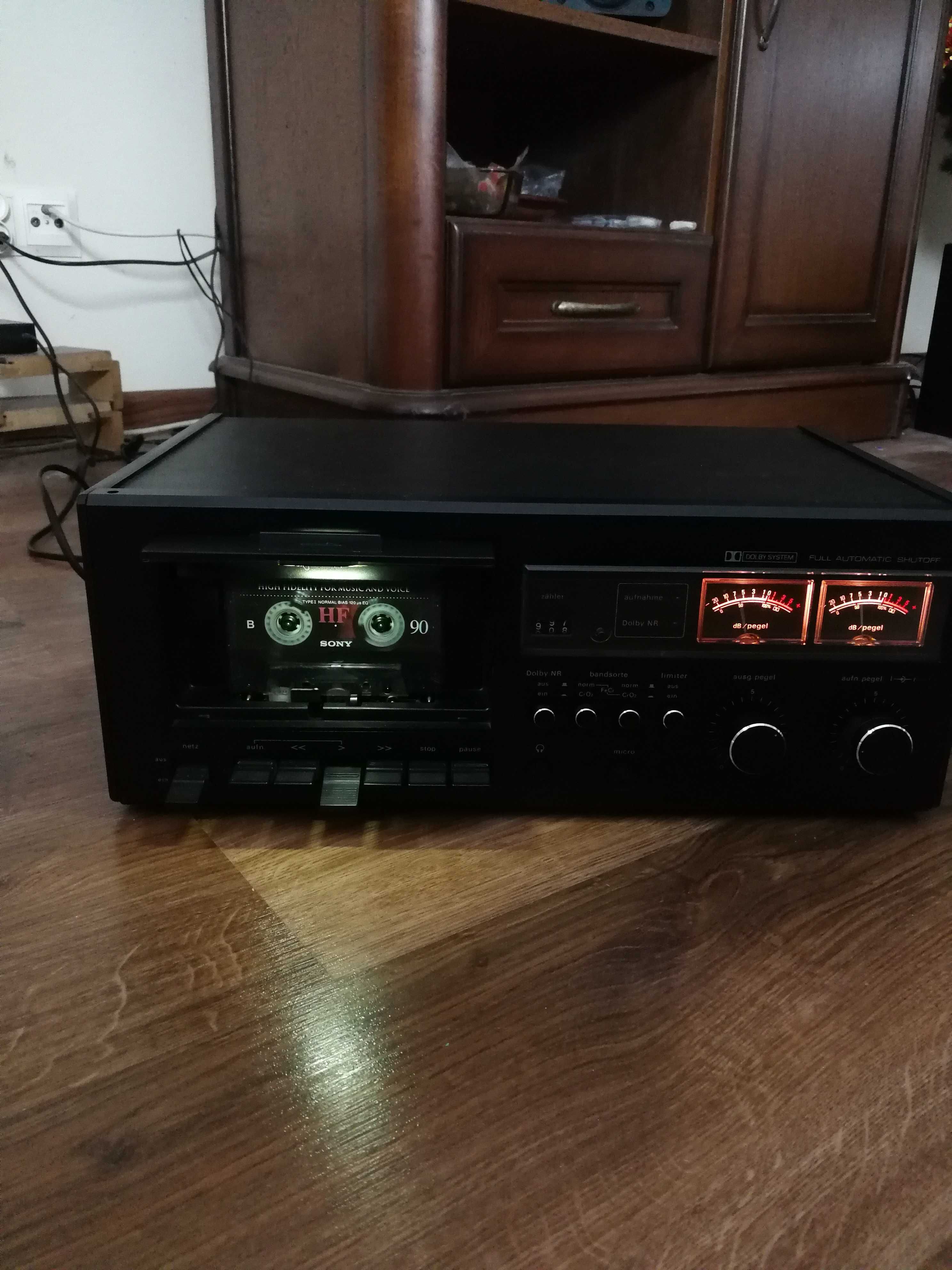 Magnetofon kasetowy TEC