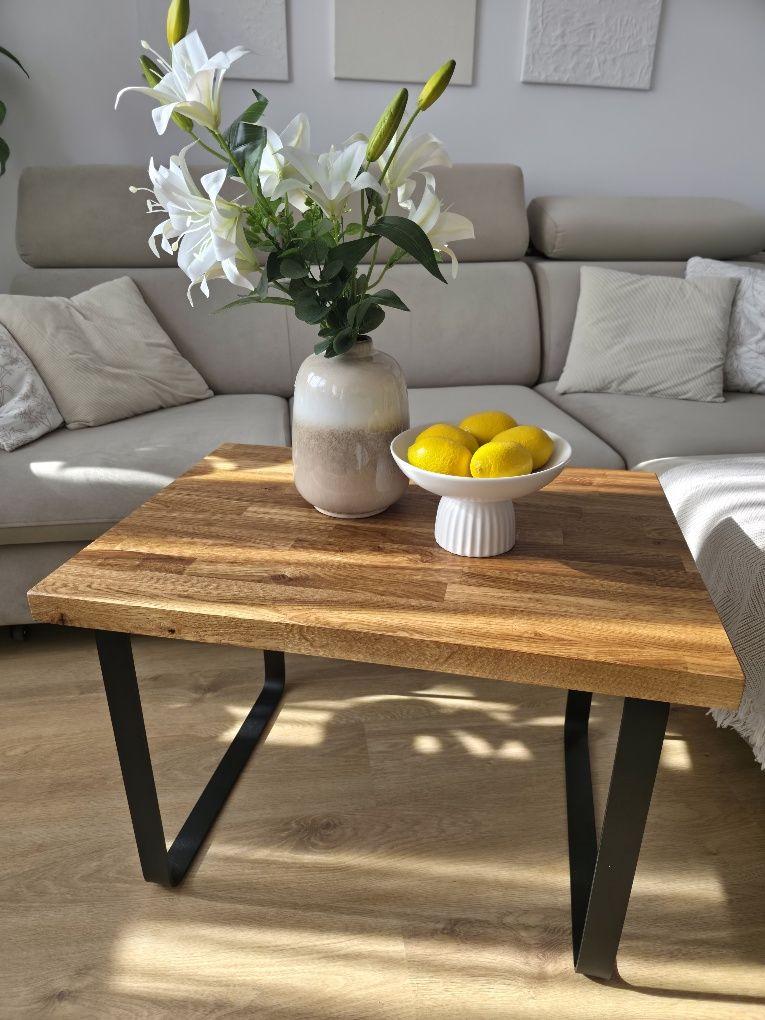Stolik kawowy loft, naturalny blat dębowy