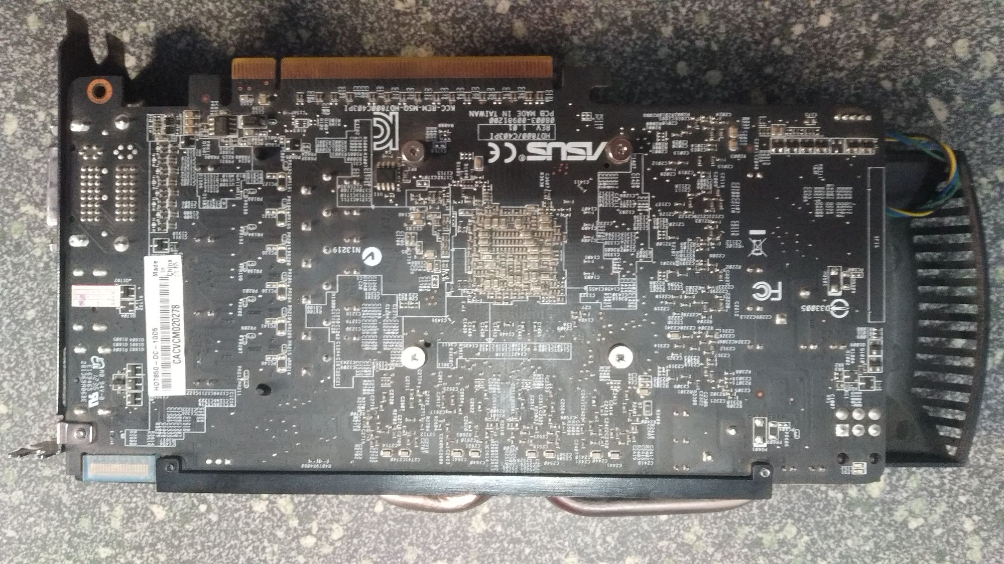 Видеокарта ASUS Radeon HD7850 1Gb 256 bit gddr5