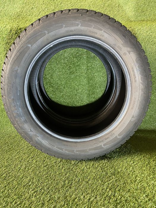#70 Goodyear 235/55r18 пара 5-6мм