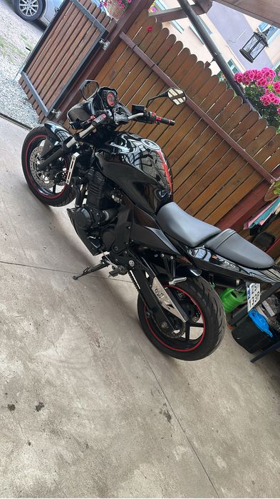 Kawasaki Z750 – klasyka, która nigdy się nie nudzi!