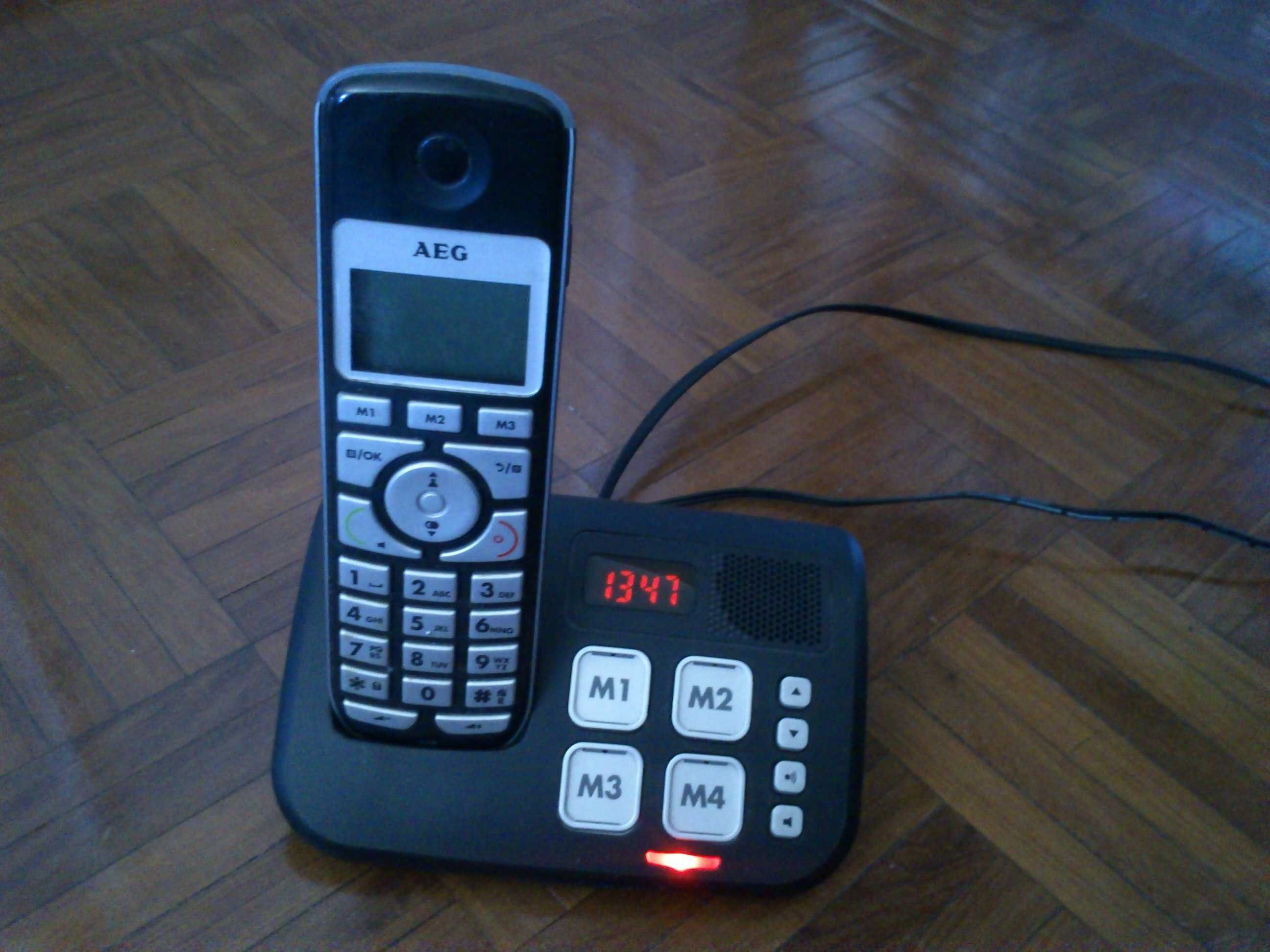 AEG Telefone rede fixa s/ fio, VOXTEL S120, c/instruções defeito visor
