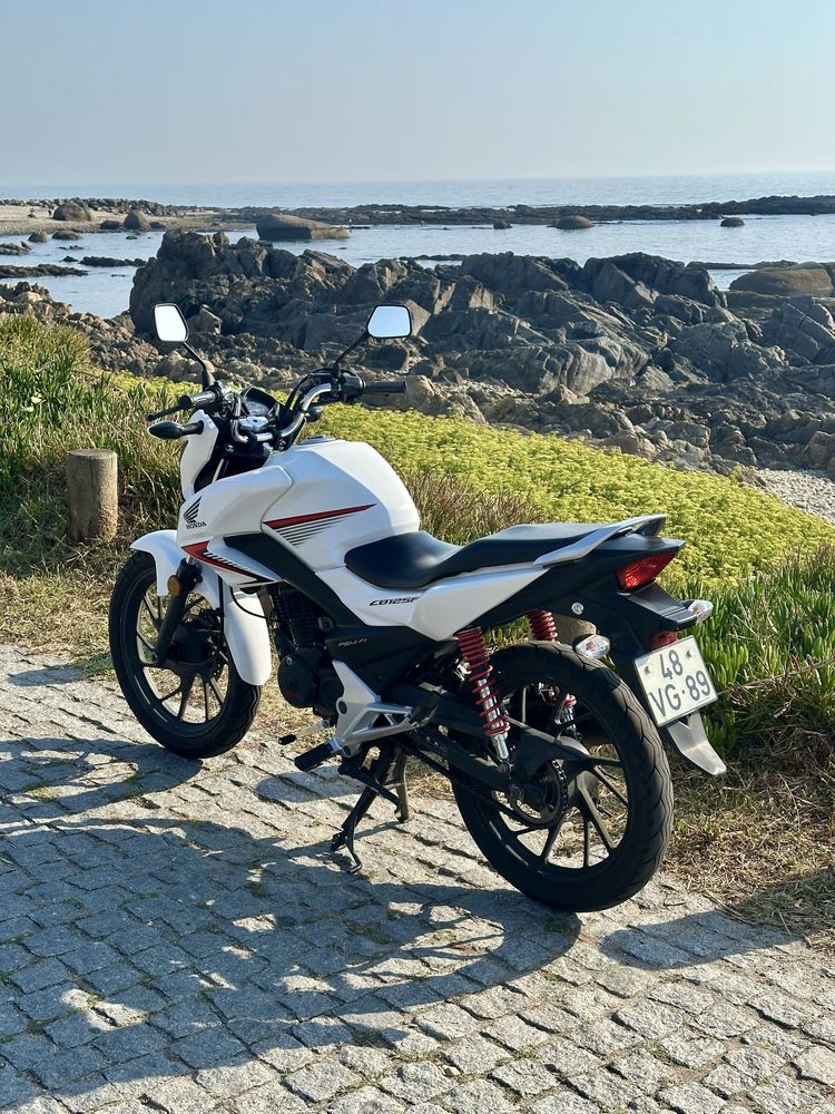 Moto Honda CBF 125 de 2018 (GLR125)