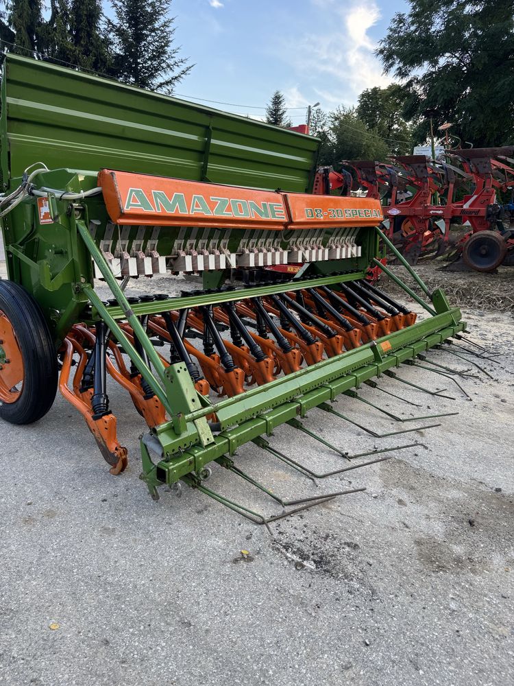 Sprzedam Siewnik Amazon D8 30 Special pochodzenie Niemcy!