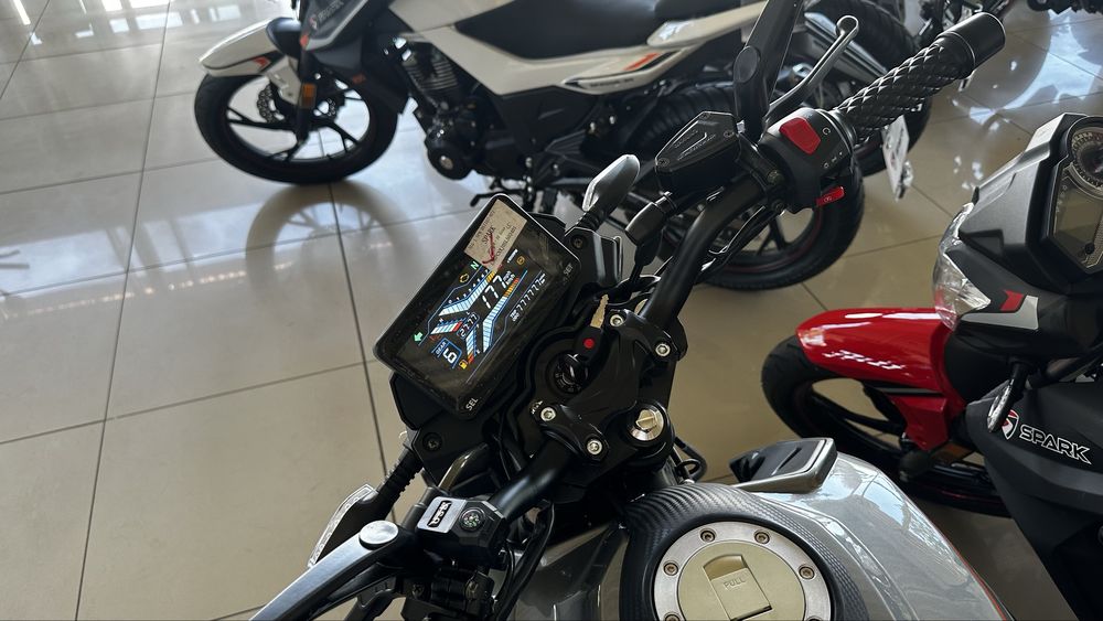 Мотоцикл SPARK SP250R-32