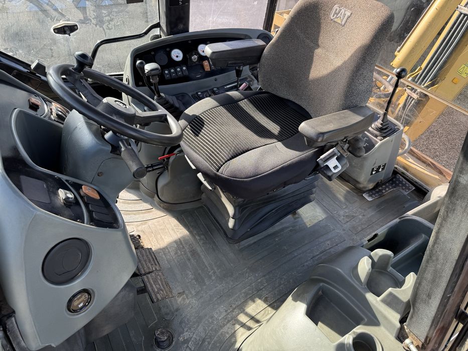 Cat 428d 2005r igla caterpillar koparko-ładowarka