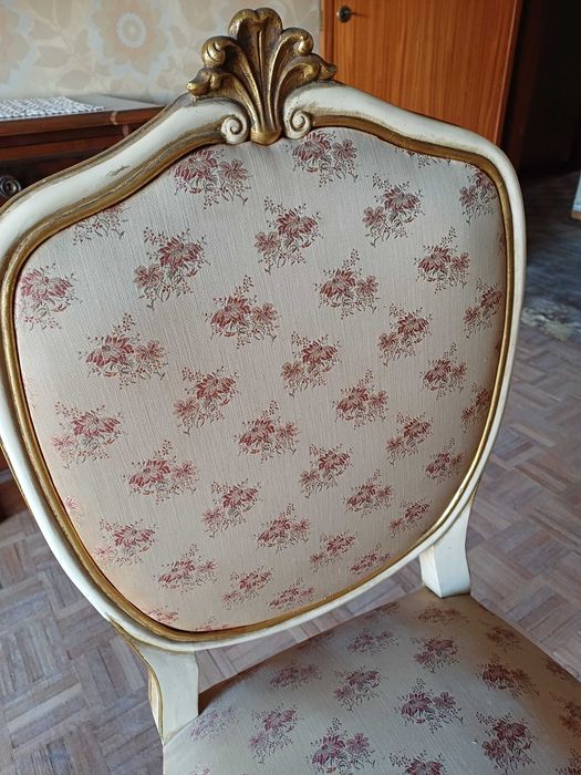 Cadeira estilo romântico vintage