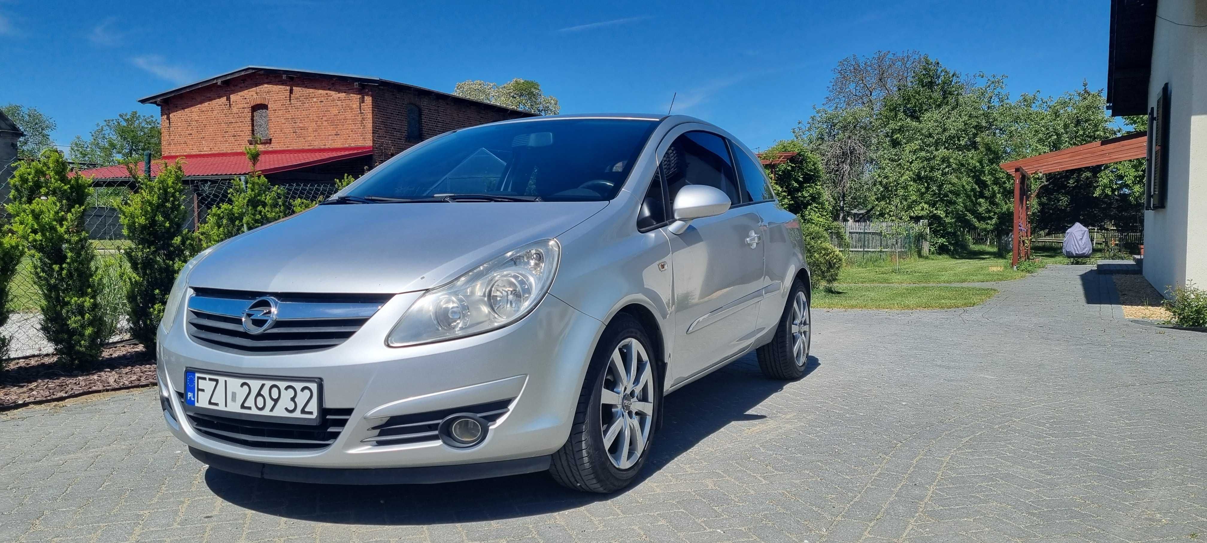 Opel Corsa D 1.4 benzyna+gaz LPG 2007 r. przebieg 153 tys.