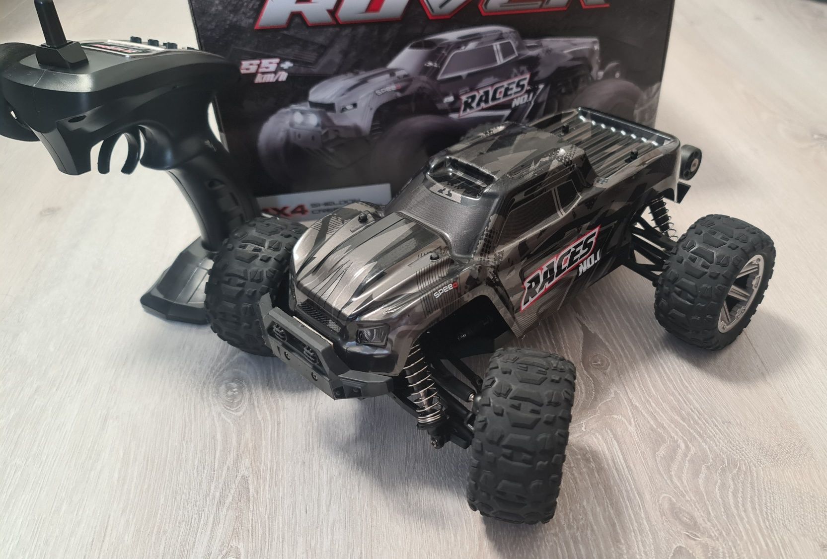 Машинка на пульту керуванні 14+ Dexinco 8610 1:14 4WD 4x4 55+ km/h