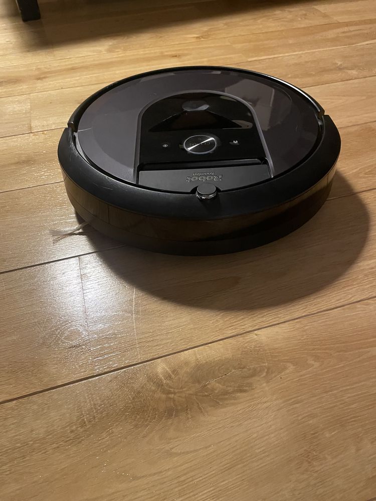 Roomba I7 IRobot