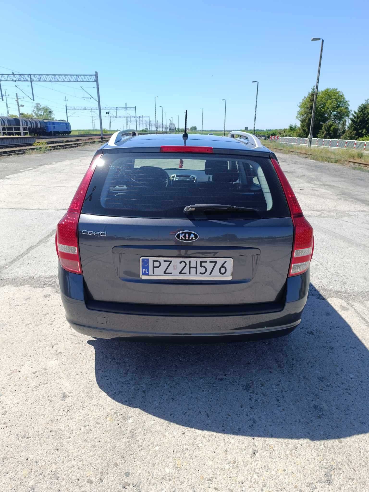 Kia cee'd 2009r. 1.4 benzyna