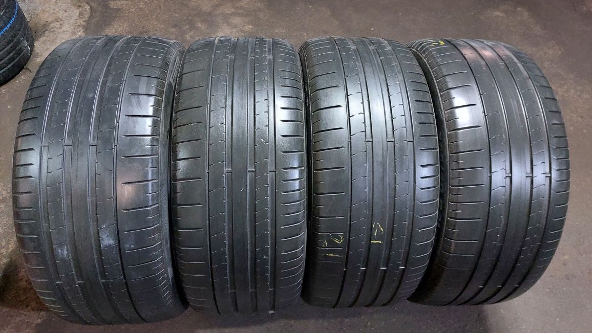 Летние шины комплект Pirelli Pzero PZ4 285/40 R21 285 40 21