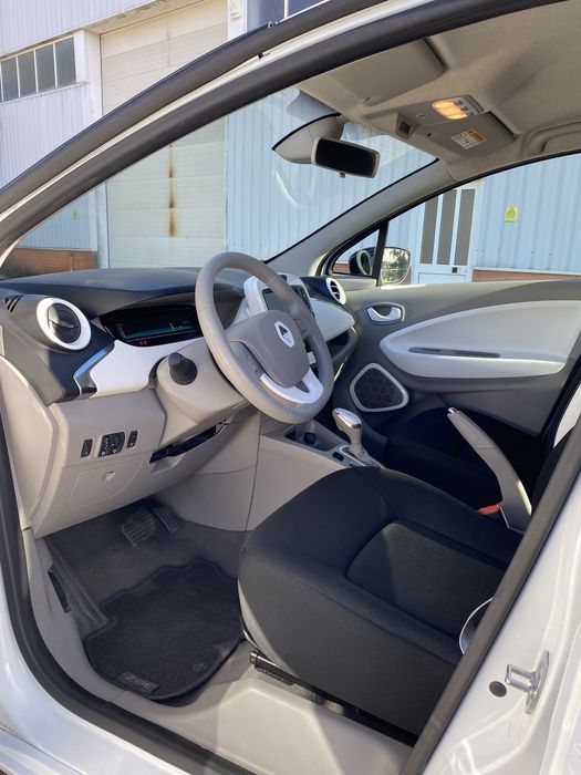 RENAULT ZOE - 27000 kms