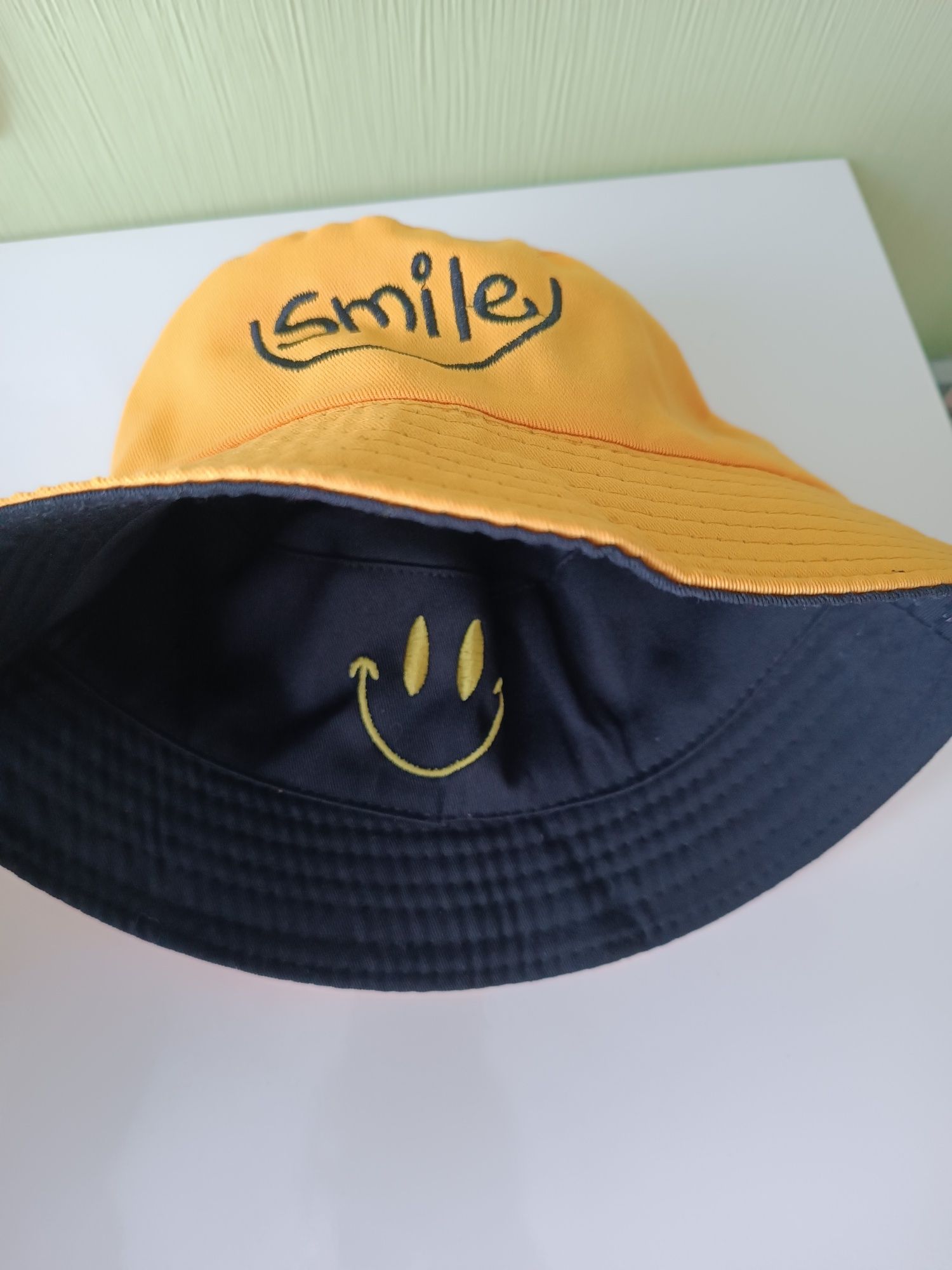 Панама двостороння Smile жовто-чорна