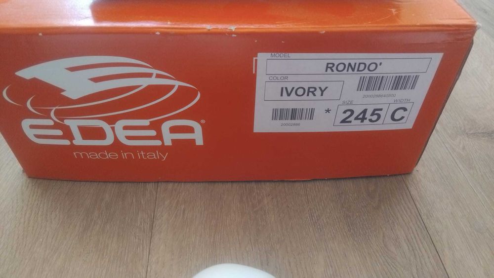 Patins EDEA Rondo 245 Ivory – Pouco Uso + Chassis Mistral e Acessórios