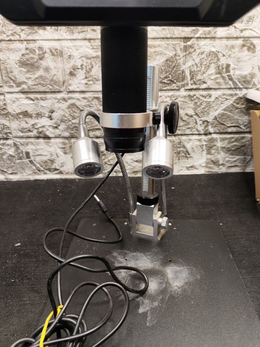 Цифровий мікроскоп Andonstar AD409