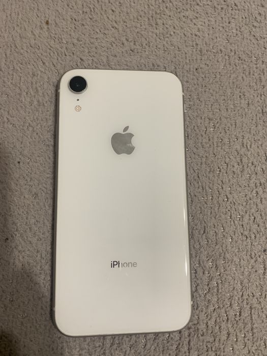 Продам Iphone XR 128 Gb