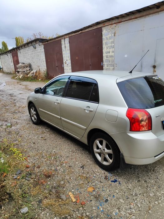 Продам toyota corolla 2005 года дизель робот
