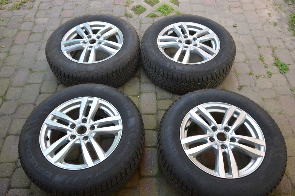 Sprzedam opony i felgi zimowe Dacia duster 2 R16 Fulda