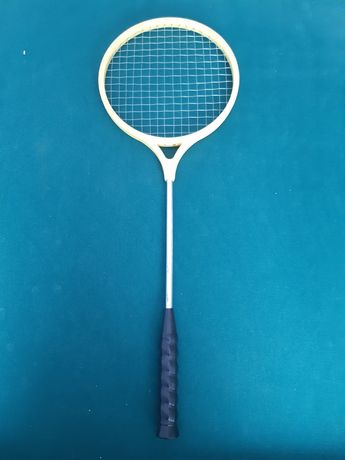 Stara rakietka badminton polsport