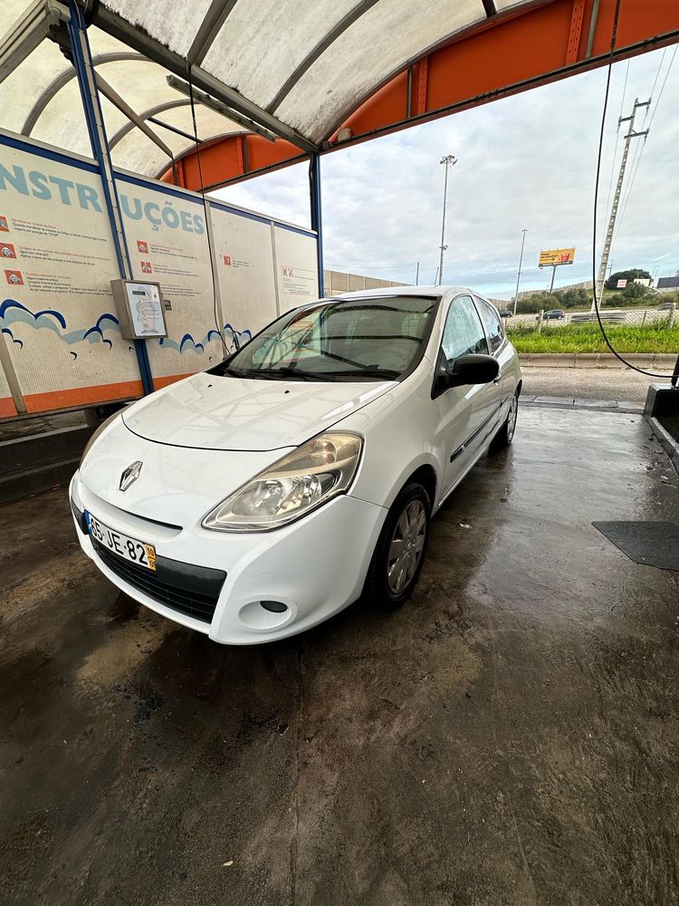 Renault Clio 1.5 DCI Ano 2010 NACIONAL