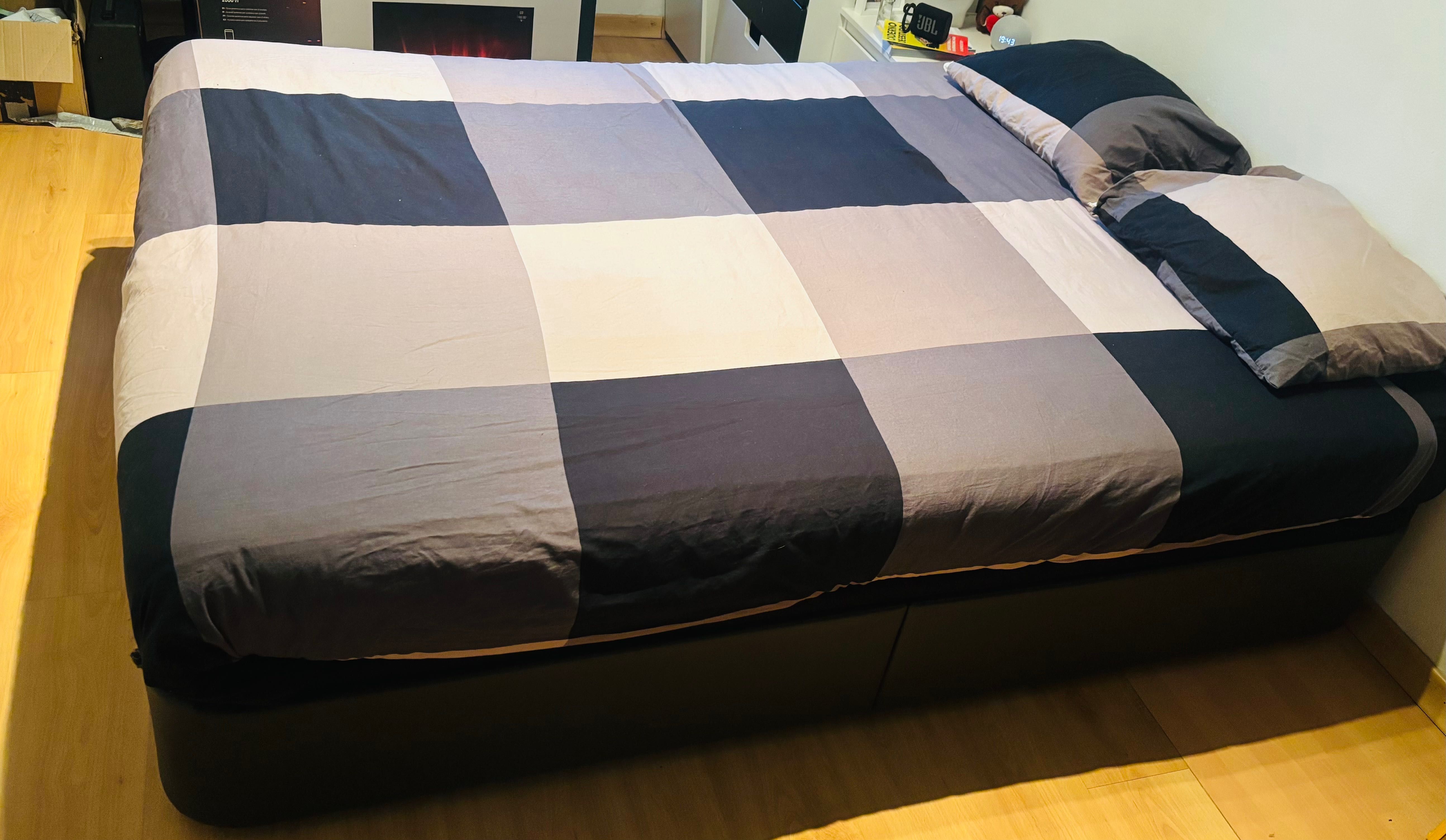 cama sommier com arrumação Ikea + colchão