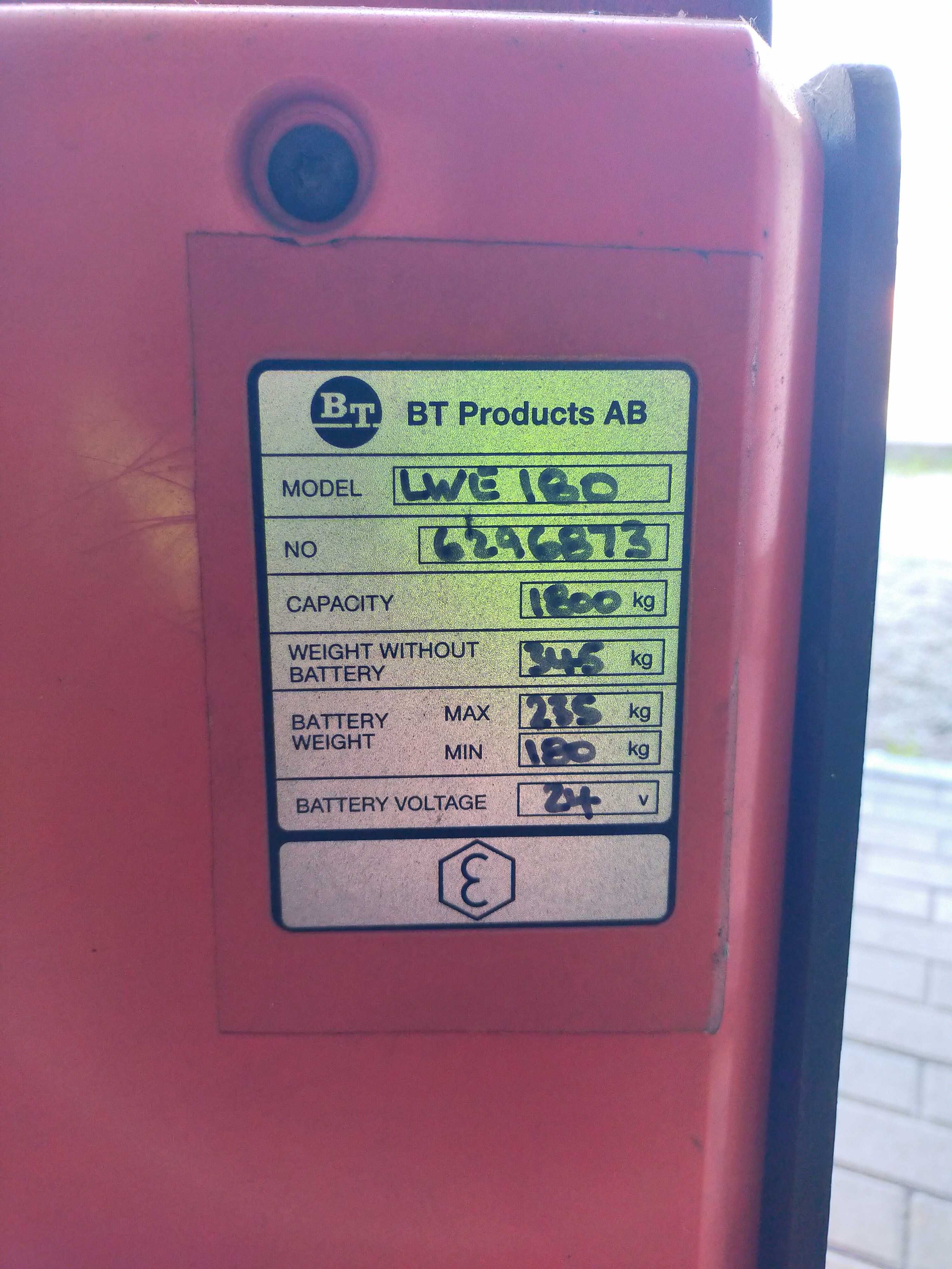Stacker elétrico BT 1800kg