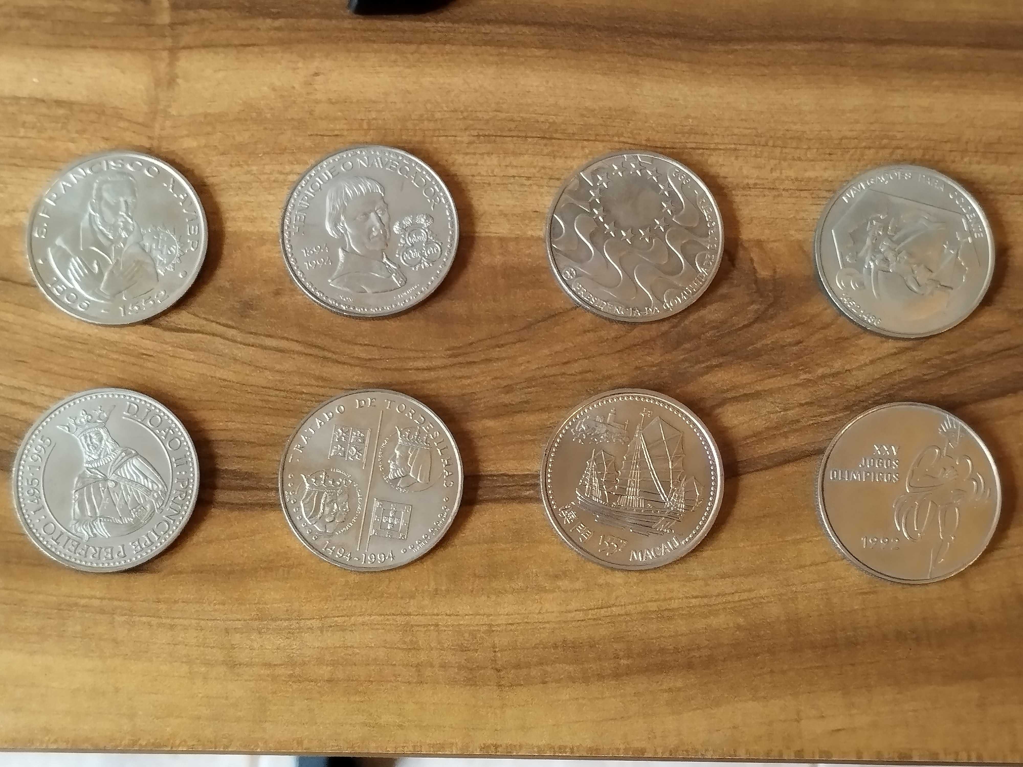 Moedas Comemorativas de 200$00 diversas