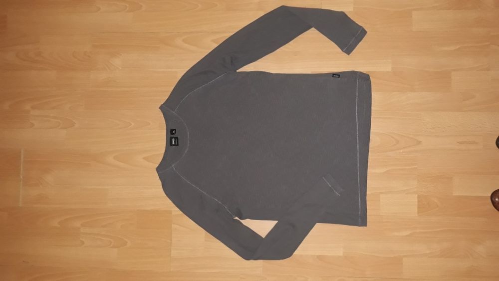 Продам реглан Hugo Boss оригинал