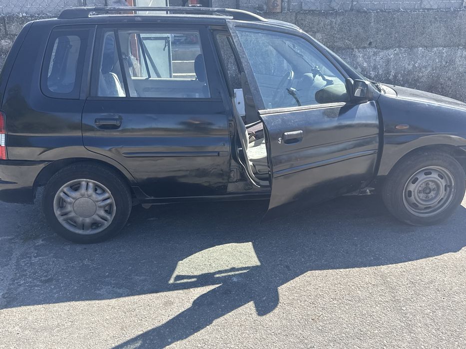 Mazda demio 1.3 99