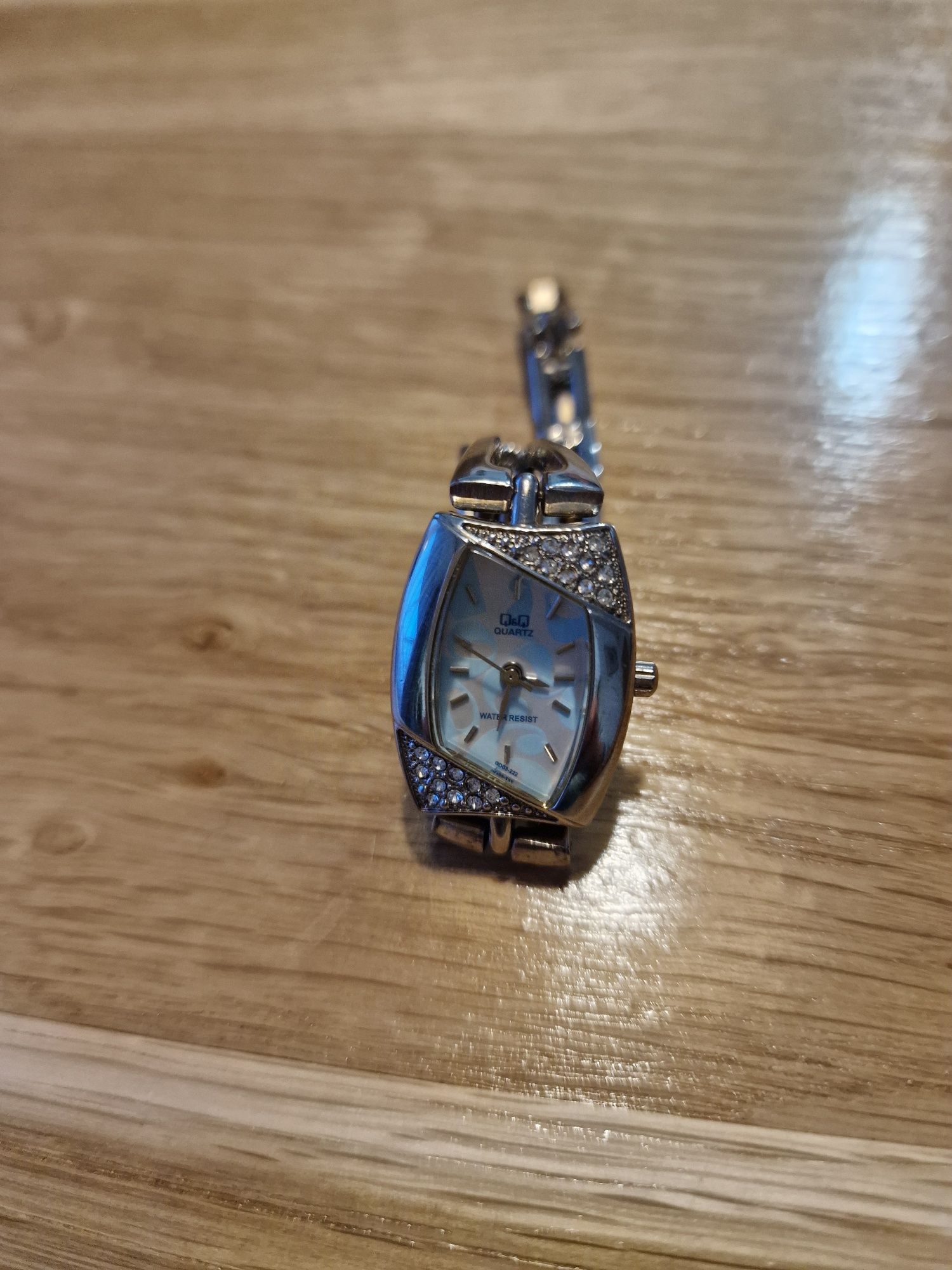 Zegarek Q&Q QUARTZ damski
