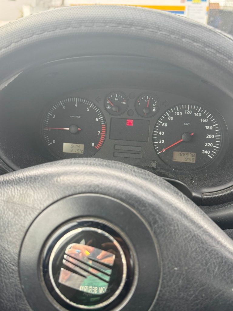 Seat toledo  1.6 gasolina