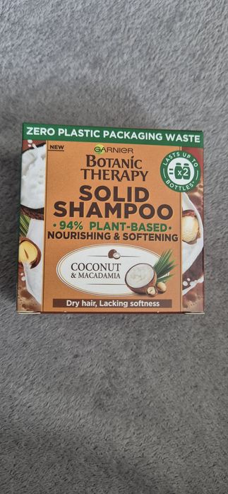 Garnier szampon do włosów w kostce