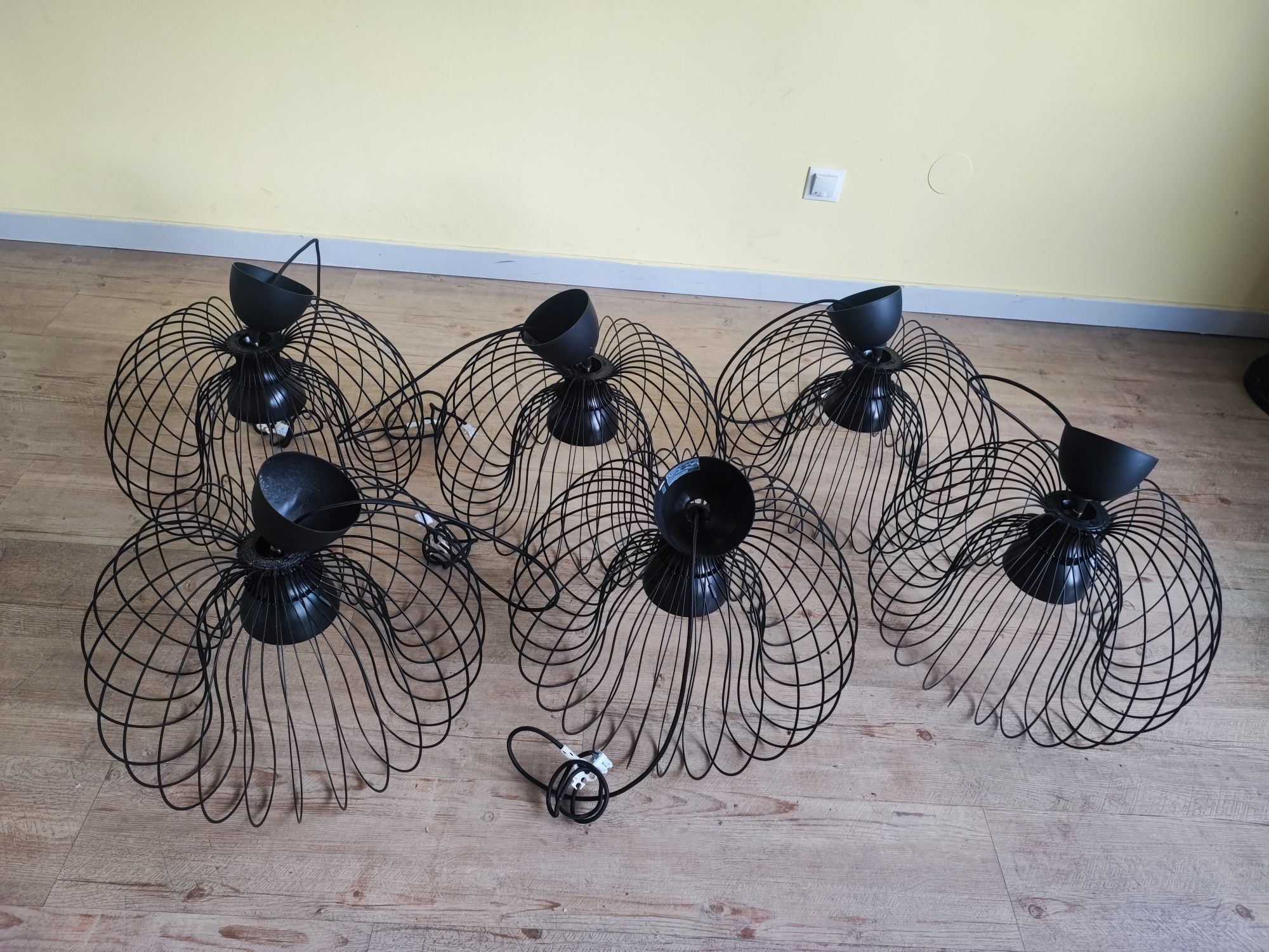 Lampy  6 sztuk po restauracji
