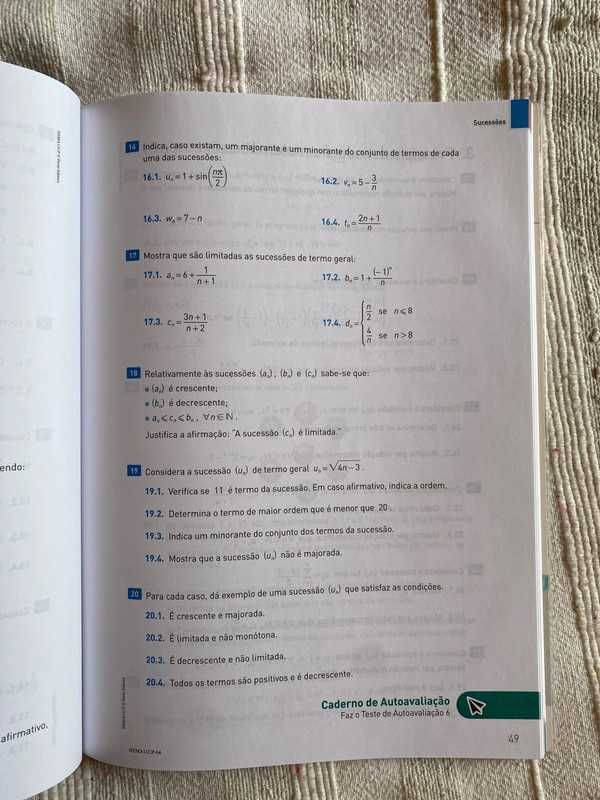 Novo Espaço Mat. A 11.º Ano - Caderno Prático/Caderno de Autoavaliação