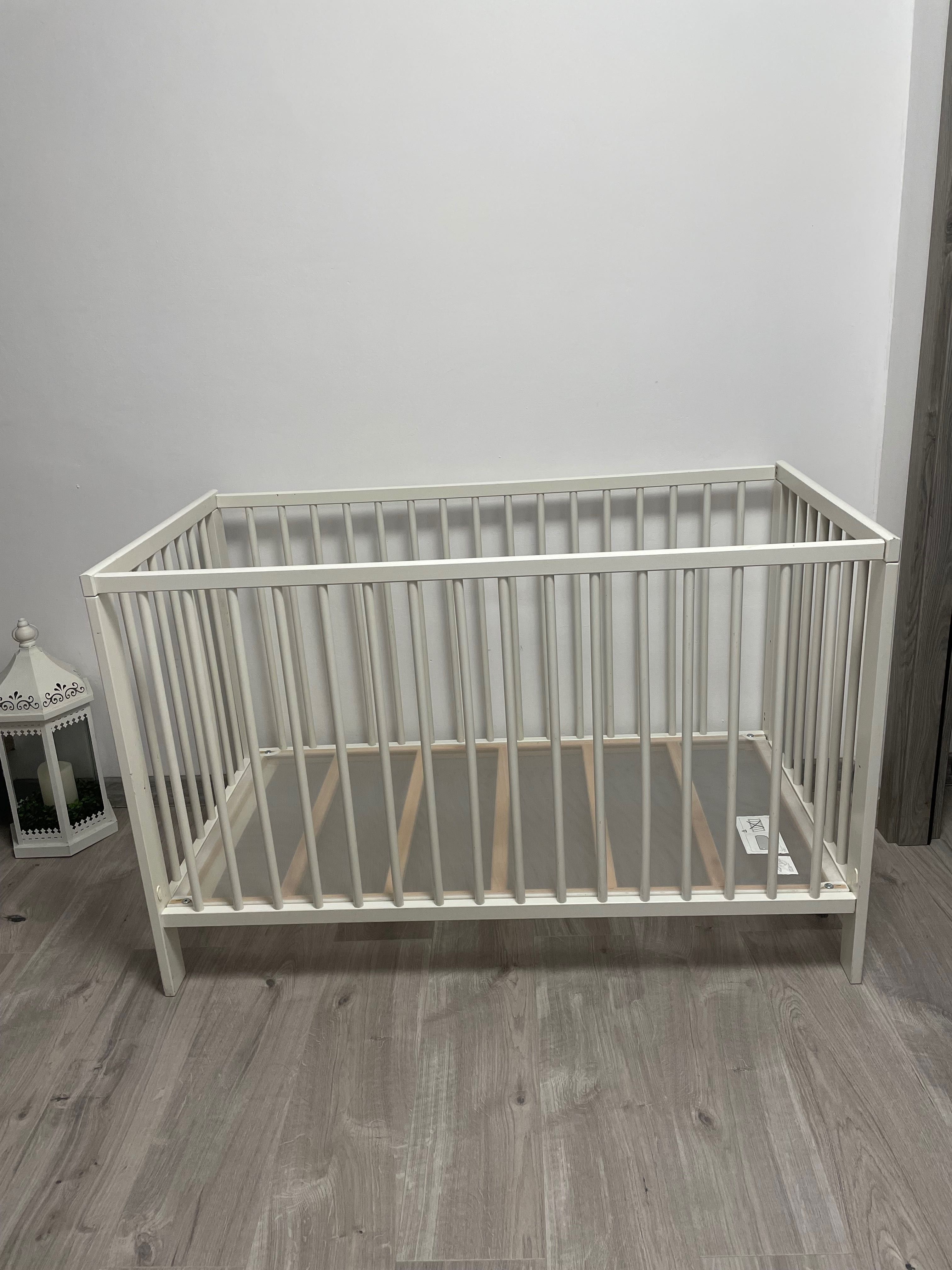 Łóżeczko IKEA Gulliver białe niemowlęce dostawka drewniane