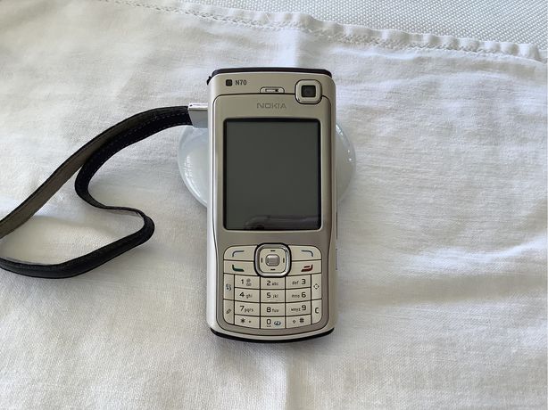 Nokia N70 telemovel usado