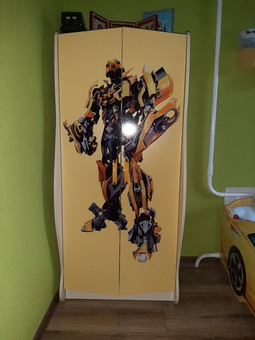 Меблі в дитячу кімнату"трансформери"(шкафи,стіл,ящик,стілець)