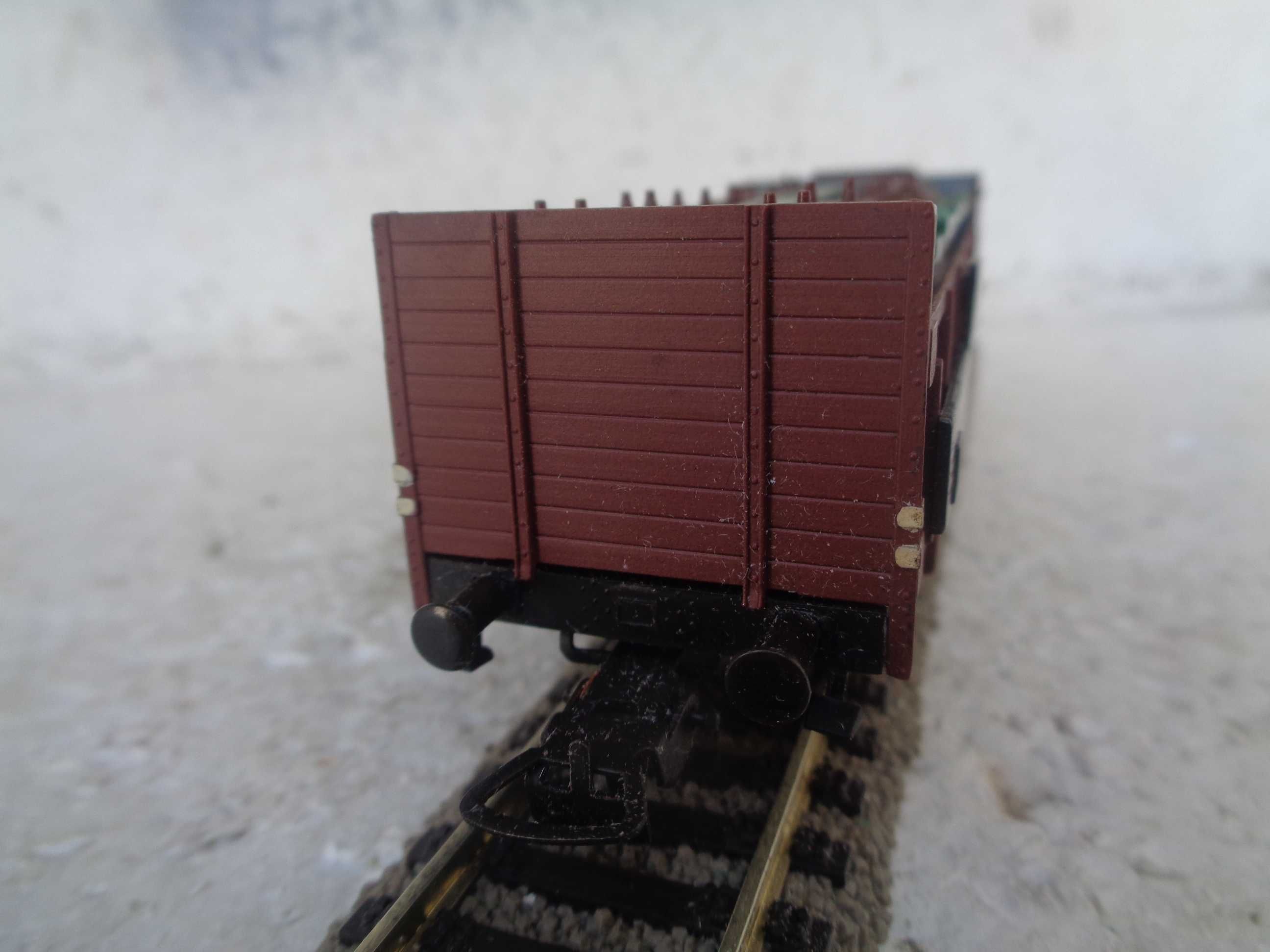 1:87 PIKO carruagem comboio mercadorias porta pipas