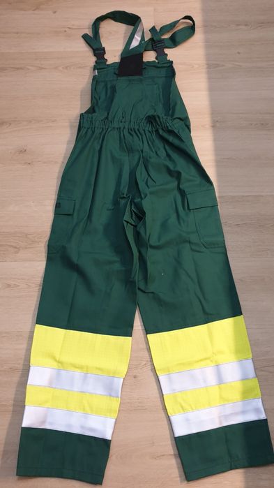 Specialistyczne  ogrodniczki robocze, spawanie, chemia itp