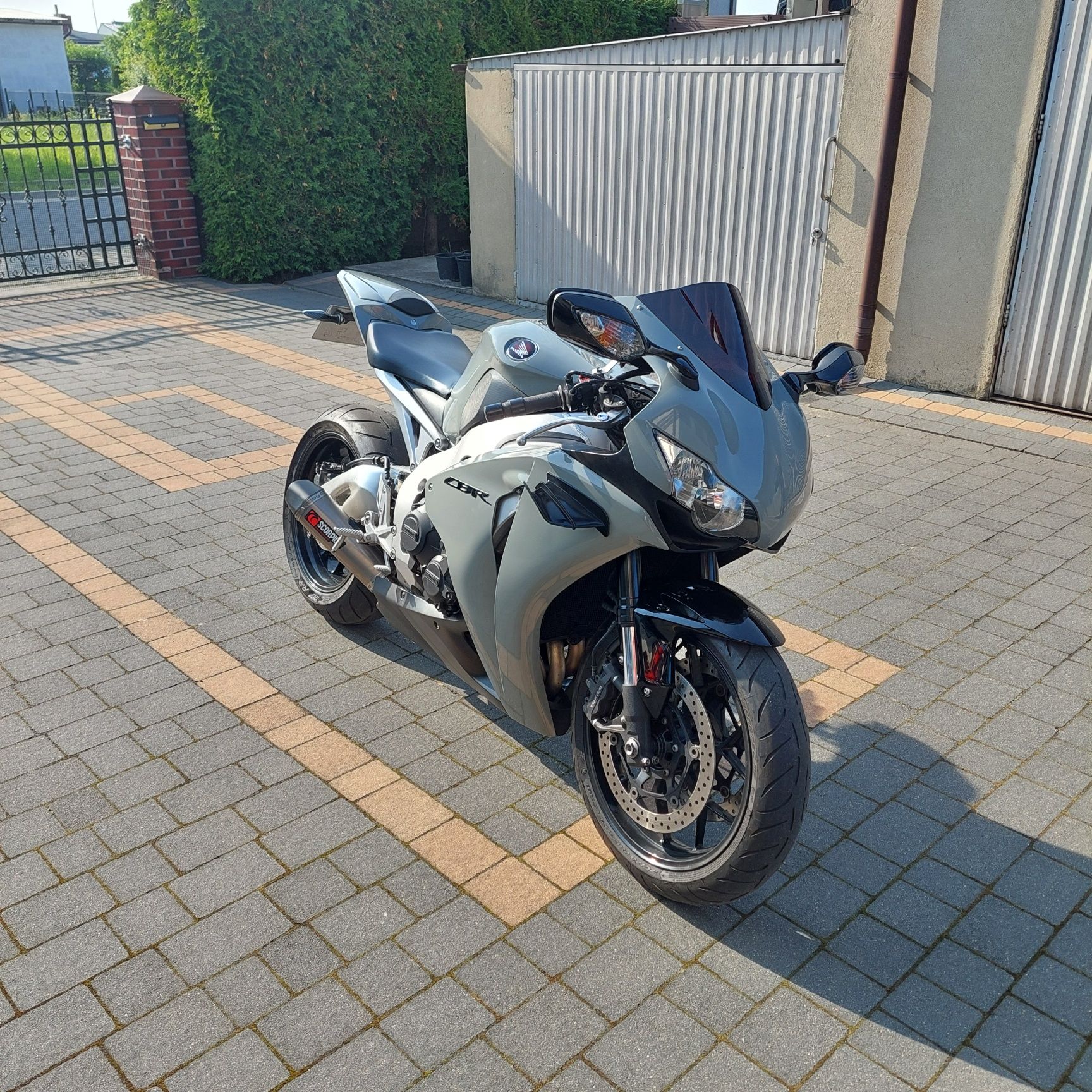 Honda CBR 1000 RR SC59 (fireblade)