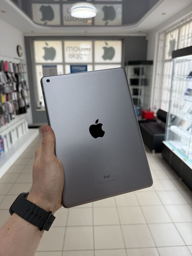 Apple iPad 5 9.7 128gb 2017 wifi space 90%